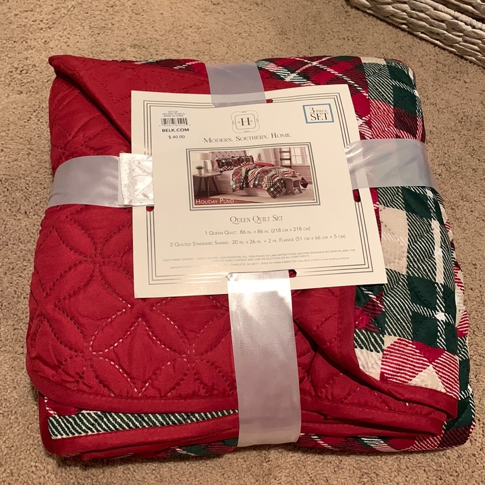 Holiday Queen Quilt set